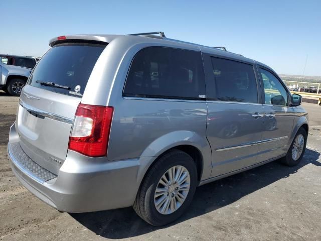 2016 Chrysler Town & Country Limited