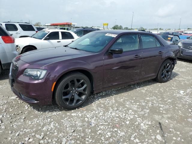 2020 Chrysler 300 Touring