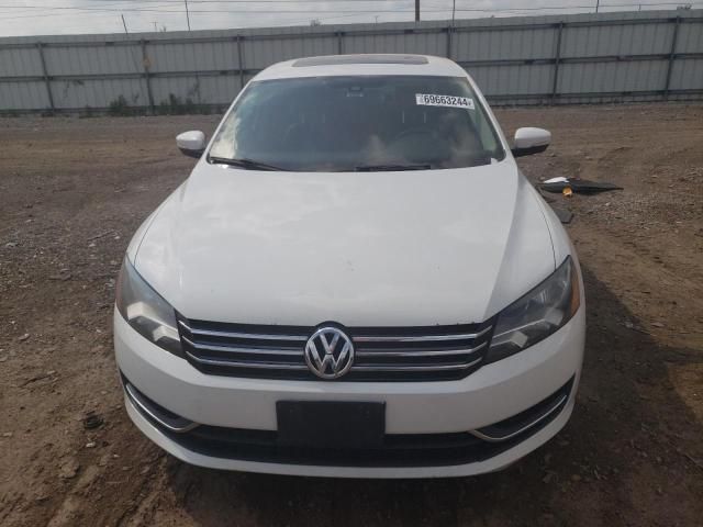 2013 Volkswagen Passat SE