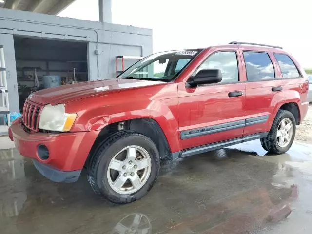 2005 Jeep Grand Cherokee Laredo