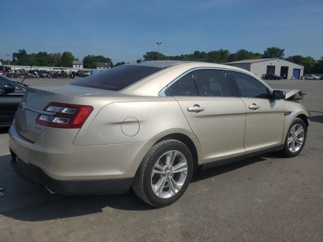 2017 Ford Taurus SE