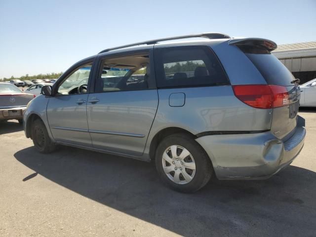 2004 Toyota Sienna CE