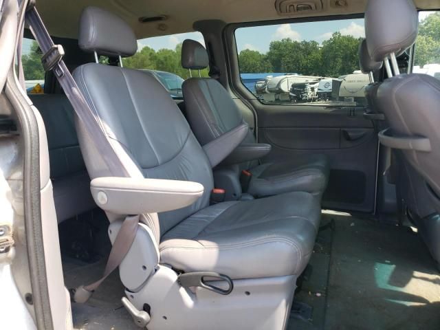 2000 Chrysler Town & Country LXI