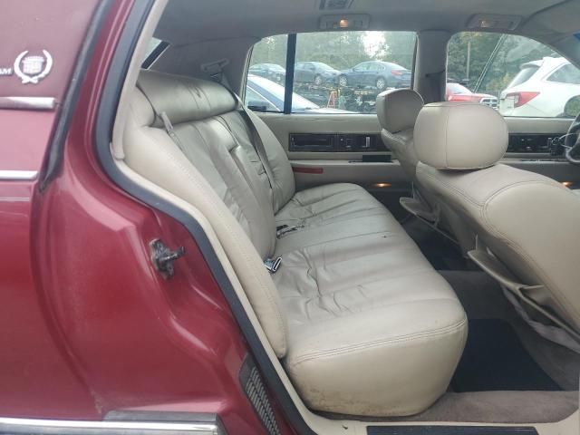 1995 Cadillac Fleetwood Base