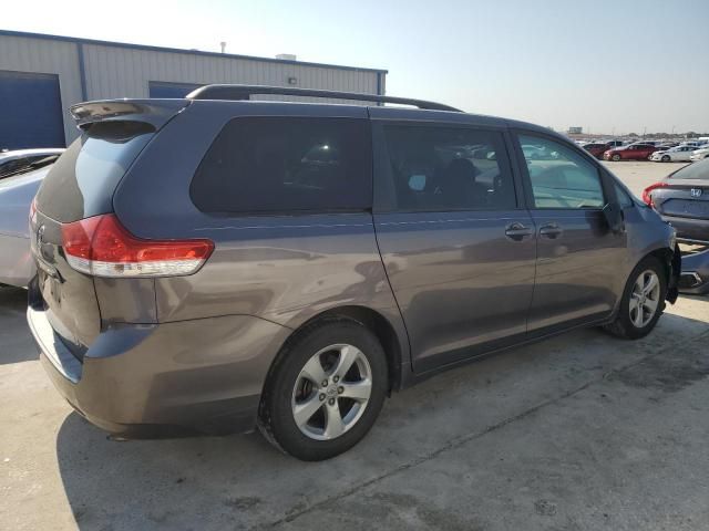 2012 Toyota Sienna LE