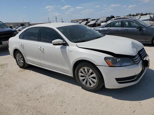 2015 Volkswagen Passat S