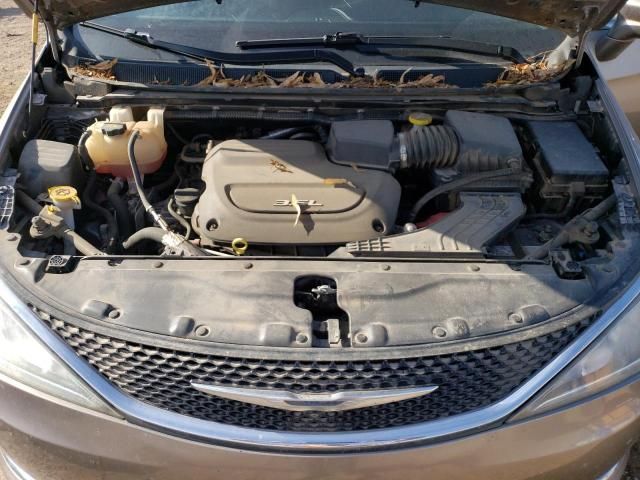 2017 Chrysler Pacifica Touring L Plus