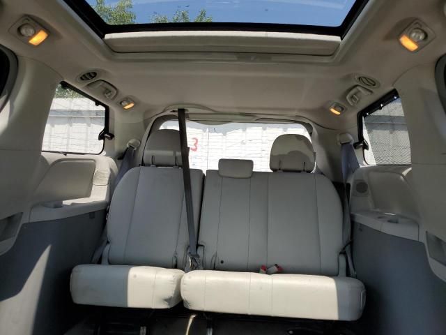 2012 Toyota Sienna XLE