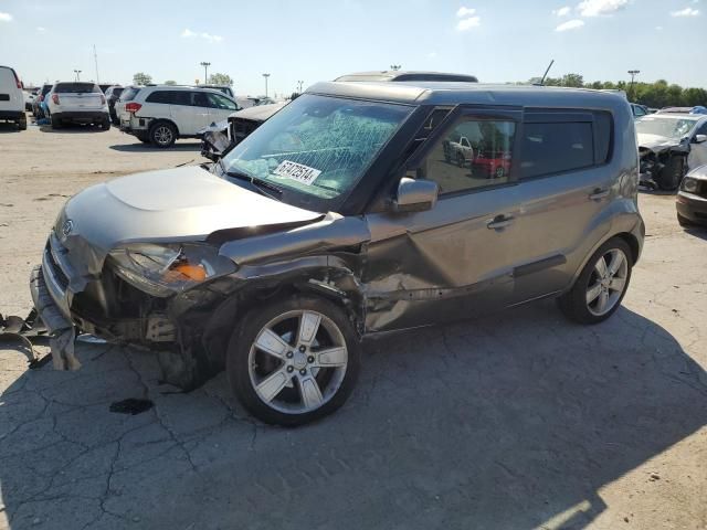 2011 KIA Soul +