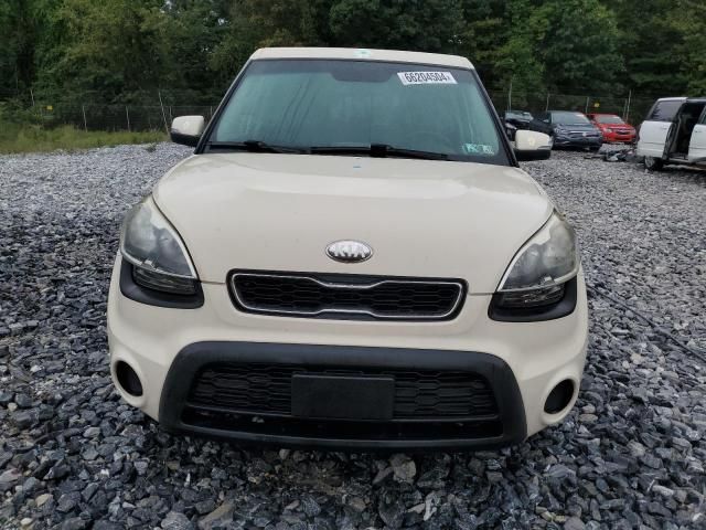 2013 KIA Soul +