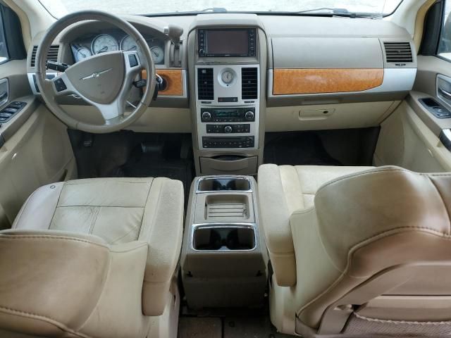 2008 Chrysler Town & Country Limited