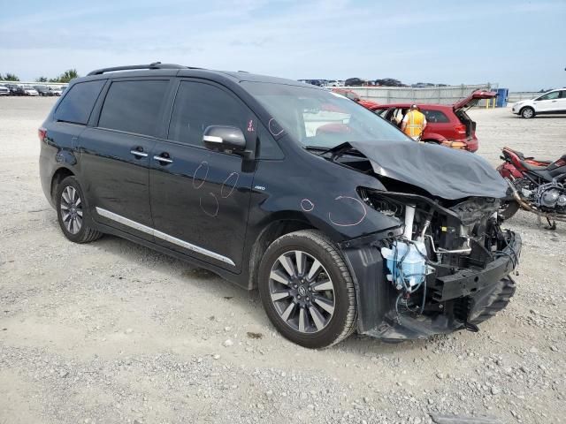 2019 Toyota Sienna XLE