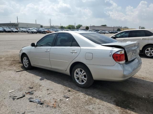 2005 Toyota Camry LE