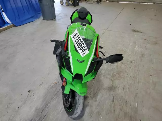 2022 Kawasaki ZX1002 L