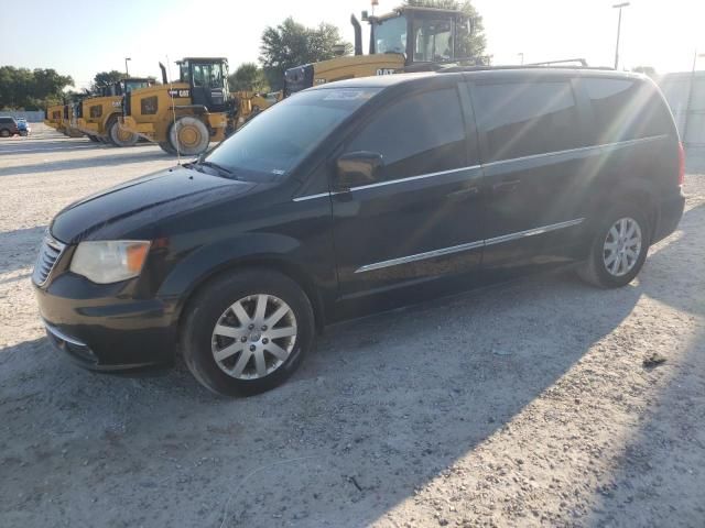 2014 Chrysler Town & Country Touring