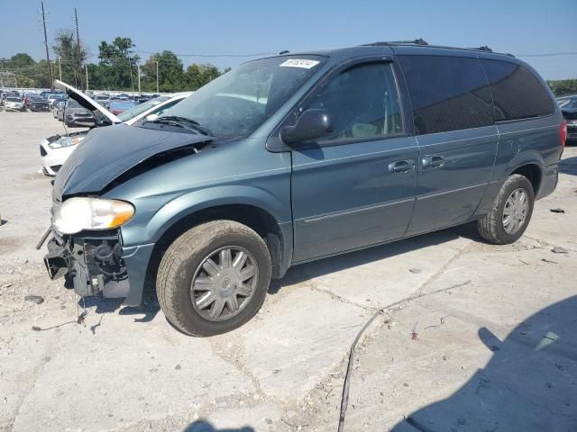 2006 Chrysler Town & Country Limited