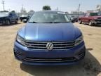 2017 Volkswagen Passat R-Line