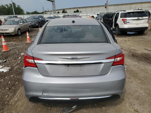 2014 Chrysler 200 Touring