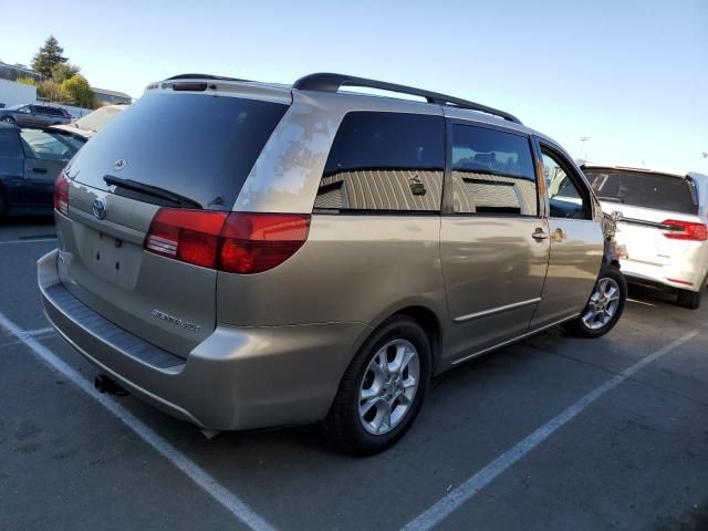 2005 Toyota Sienna XLE