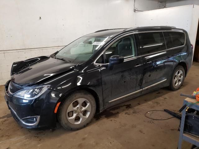 2017 Chrysler Pacifica Touring L Plus