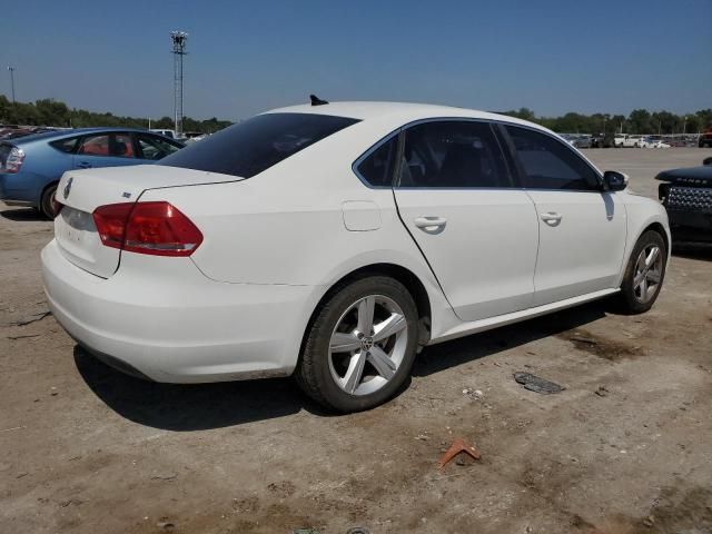 2013 Volkswagen Passat SE