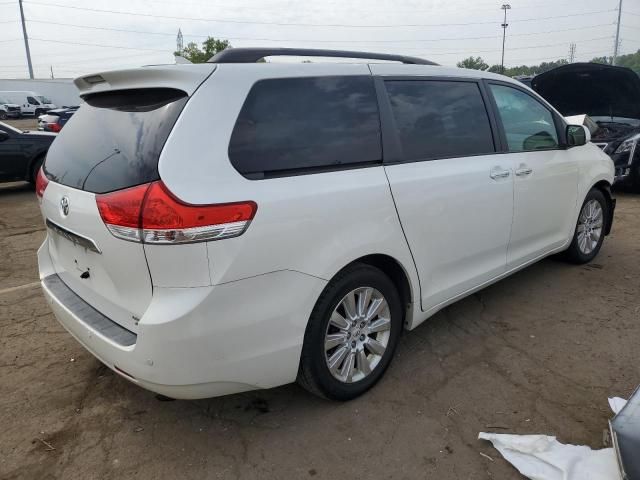 2011 Toyota Sienna XLE