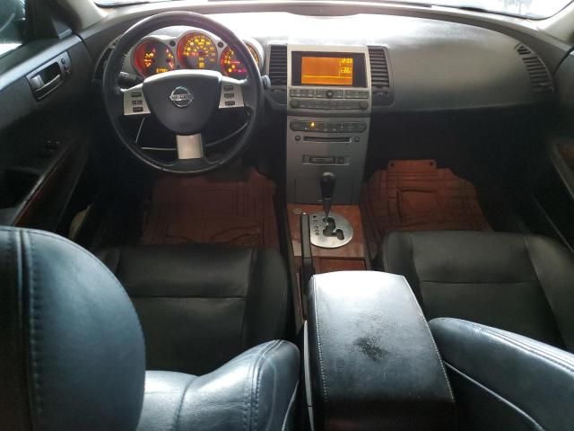 2004 Nissan Maxima SE