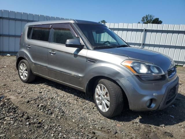 2013 KIA Soul +