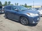 2017 Toyota Highlander SE