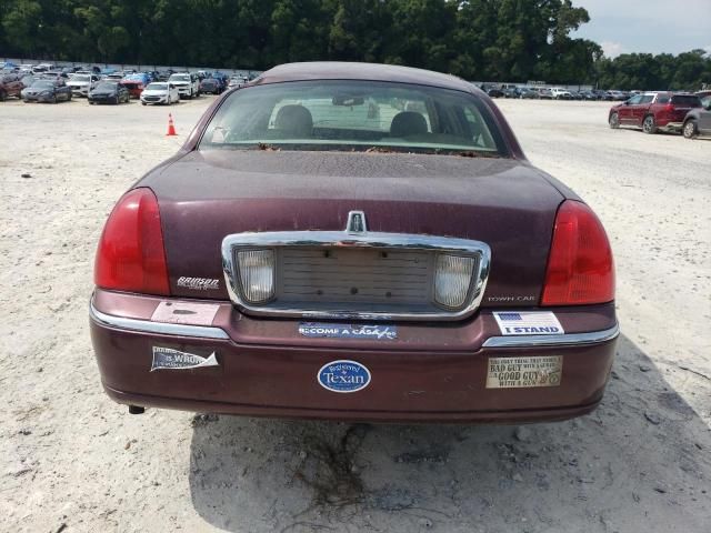 2007 Lincoln Town Car Signature Limited