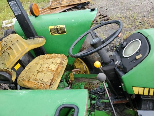 1993 John Deere 2555