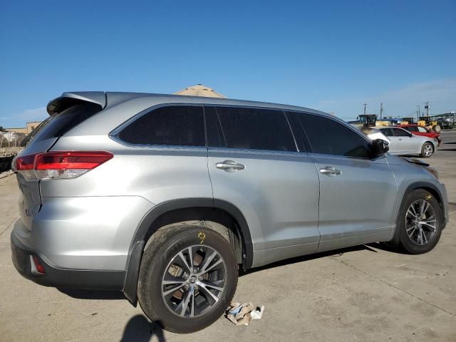 2017 Toyota Highlander LE