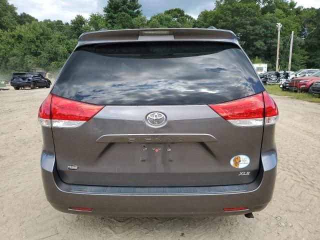 2014 Toyota Sienna XLE