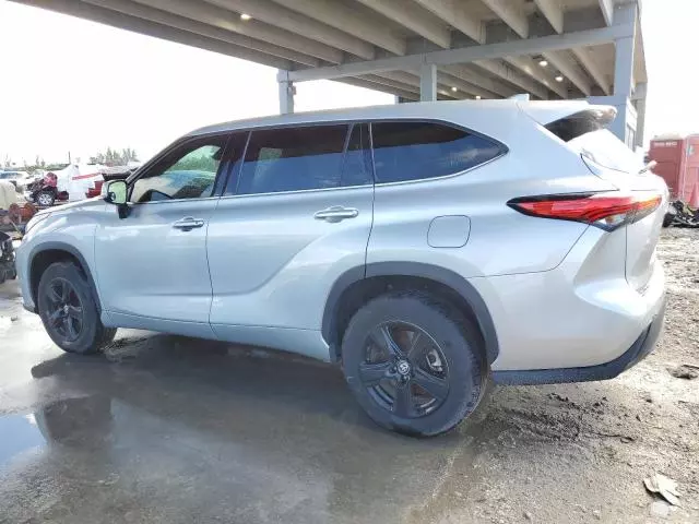 2021 Toyota Highlander L