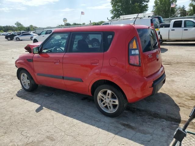 2010 KIA Soul +