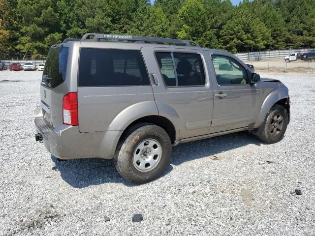 2006 Nissan Pathfinder LE