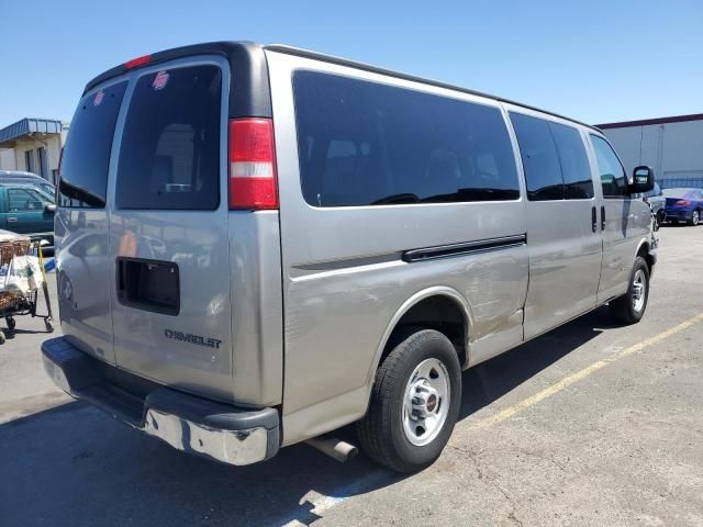 2003 Chevrolet Express G2500