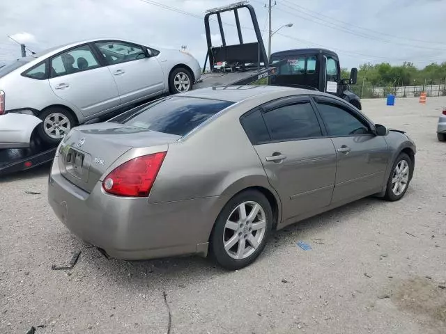 2005 Nissan Maxima SE