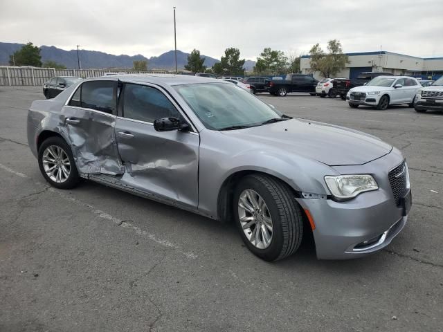 2017 Chrysler 300C