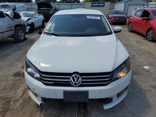 2013 Volkswagen Passat S