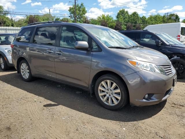 2017 Toyota Sienna XLE