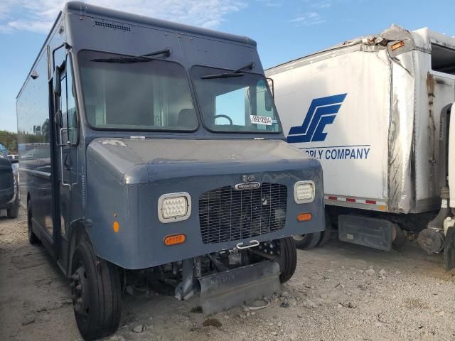 2020 Freightliner Chassis M Line WALK-IN Van