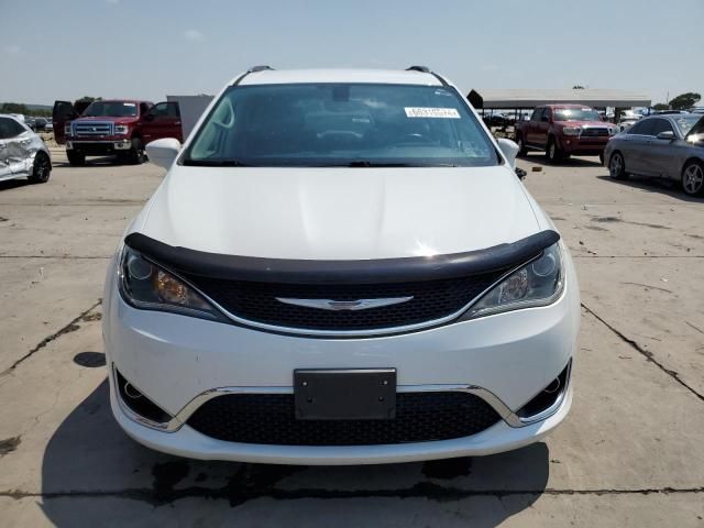 2017 Chrysler Pacifica Touring L Plus