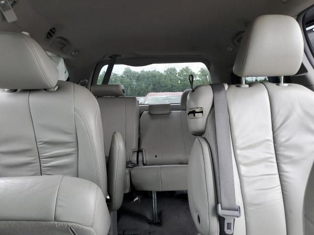 2011 Toyota Sienna XLE