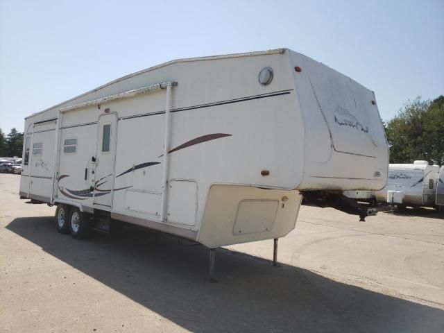 2004 Camp 5th Wheel