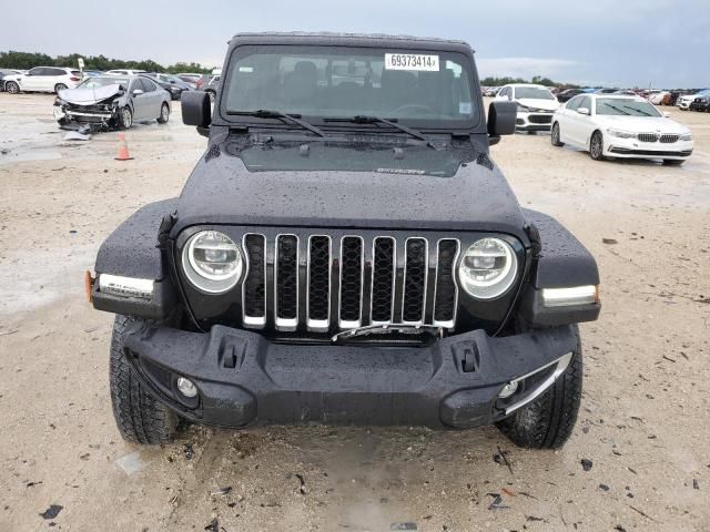 2022 Jeep Gladiator Overland