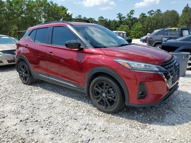 2021 Nissan Kicks SR