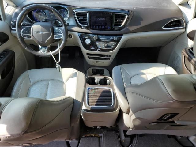 2017 Chrysler Pacifica Touring L Plus