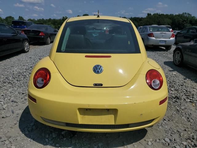 2010 Volkswagen New Beetle