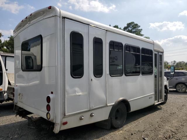 2008 Ford Econoline E350 Super Duty Cutaway Van